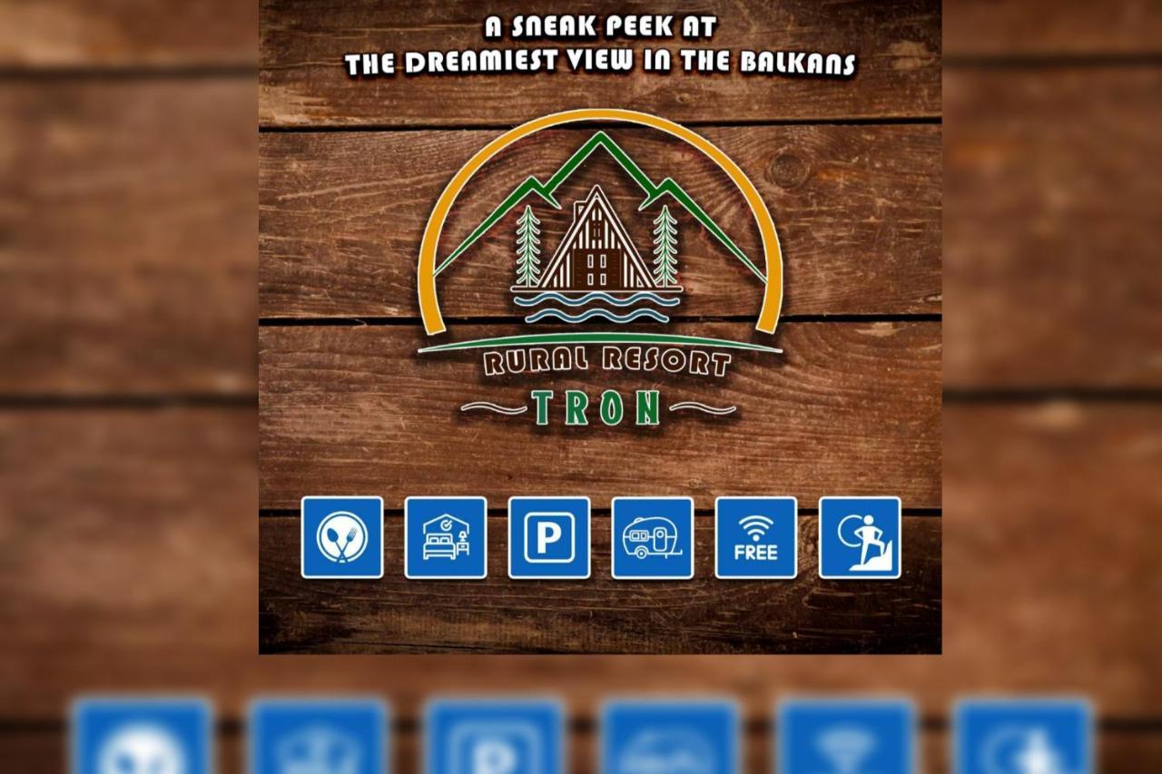 Rural Resort Tron 普卢日内 外观 照片