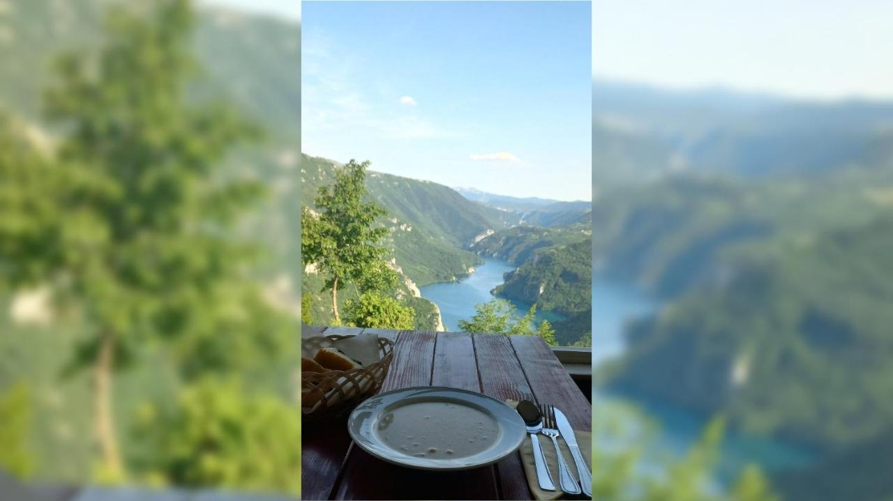 Rural Resort Tron 普卢日内 外观 照片