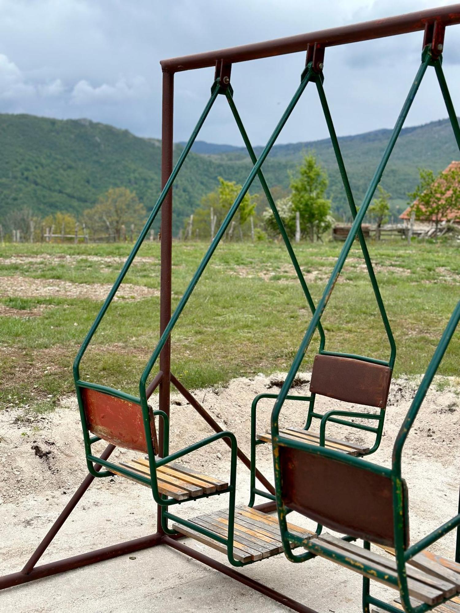 Rural Resort Tron 普卢日内 外观 照片