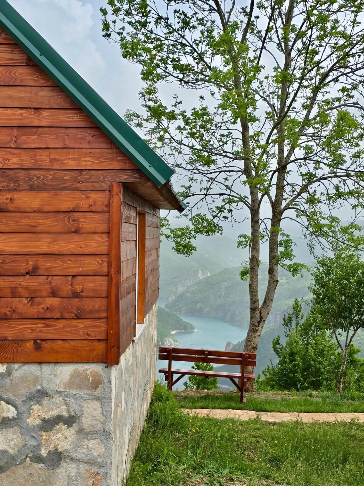 Rural Resort Tron 普卢日内 外观 照片